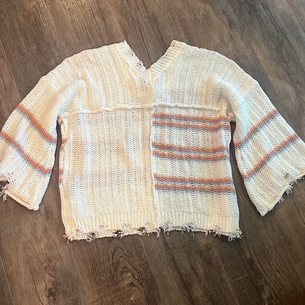 POL sweater - Picture 5 of 5